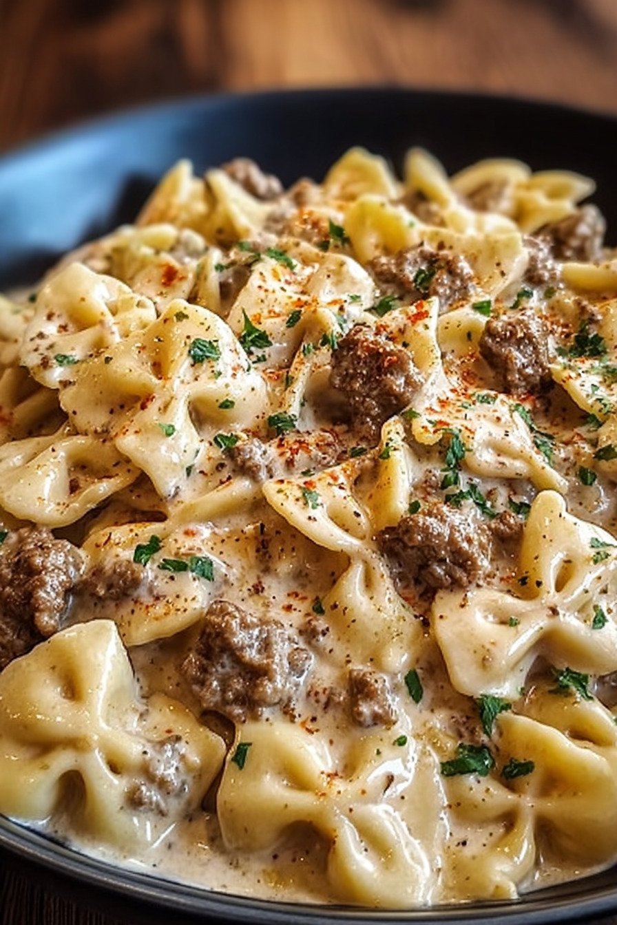 Irresistibly Creamy Cajun Cream Cheese Alfredo Bowties with Beef final result
